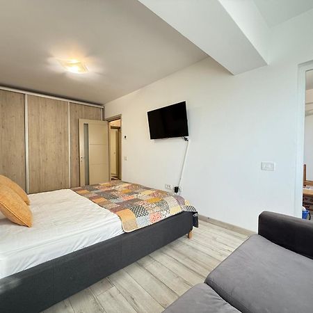 Smart Stay Studio With Free Parking Iasi Eksteriør bilde