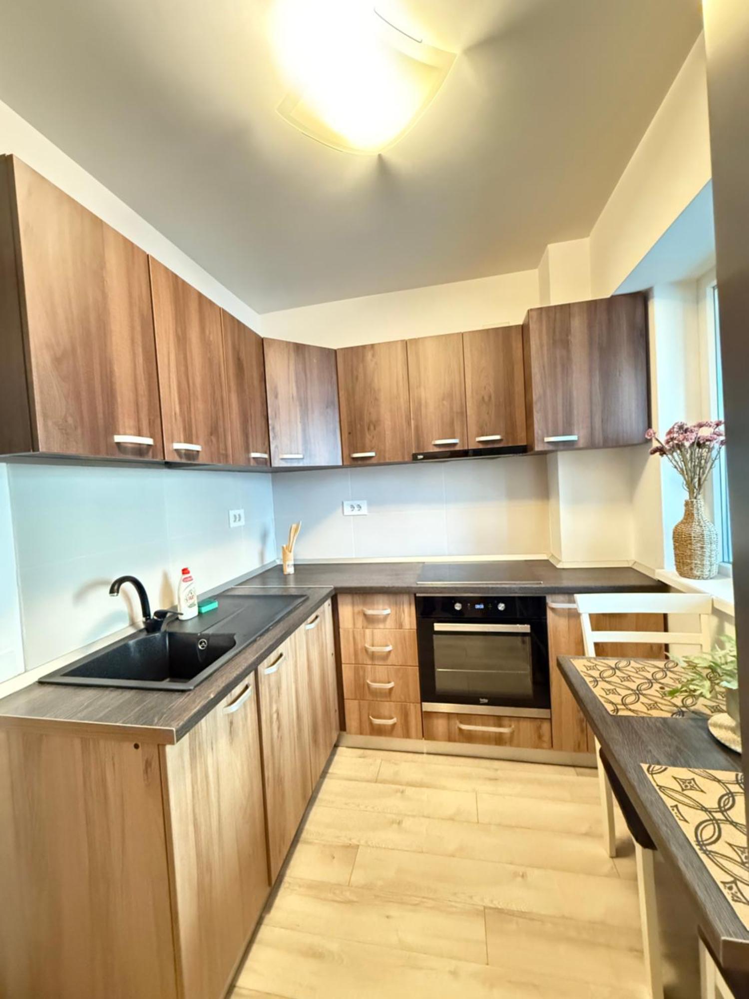 Smart Stay Studio With Free Parking Iasi Eksteriør bilde